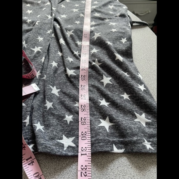 Dearfoams Grey Star Short Robe Size Medium - Picture 9 of 9